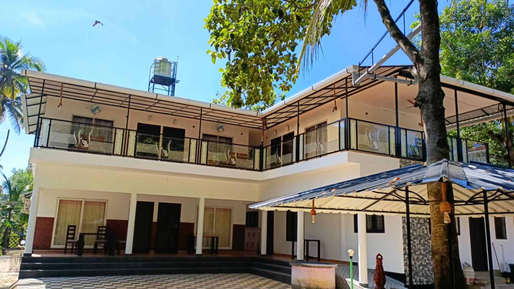 Koshy'S Beach Front Homestay Mararikulam Eksteriør billede